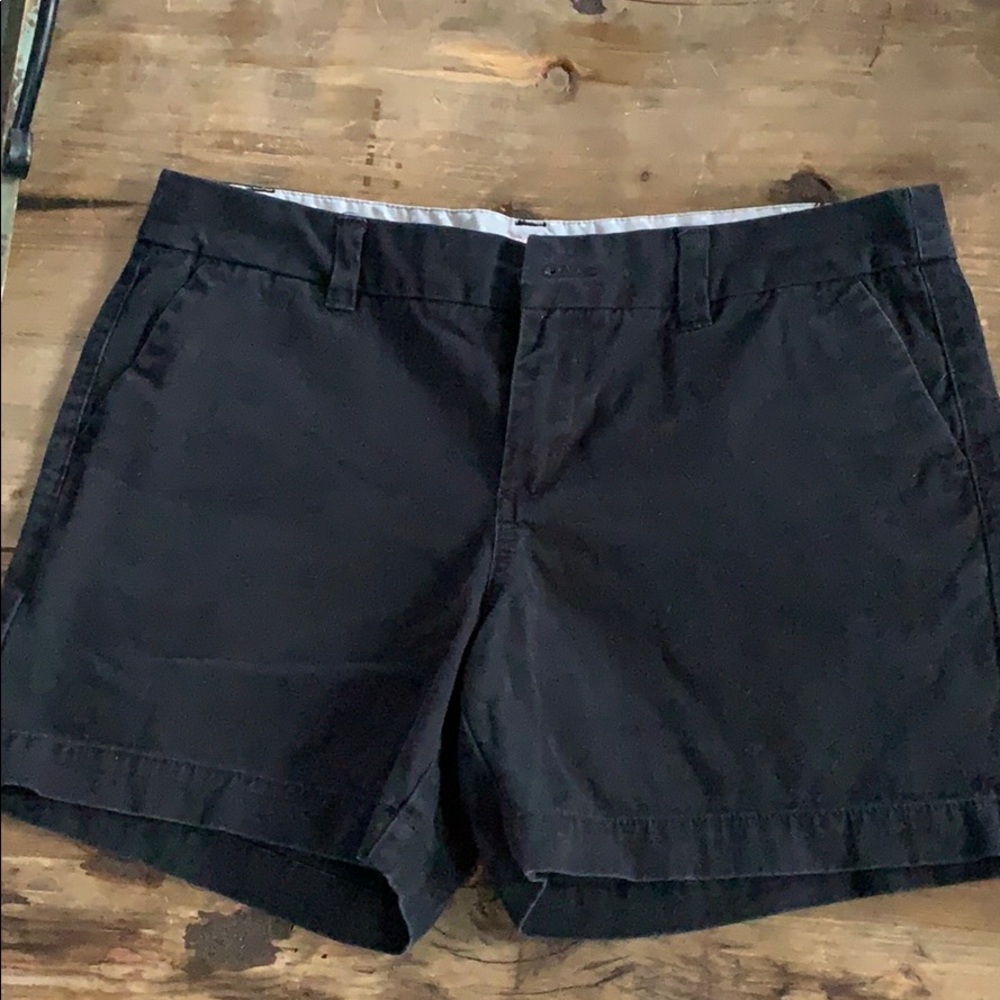 Sz 6 Shorts